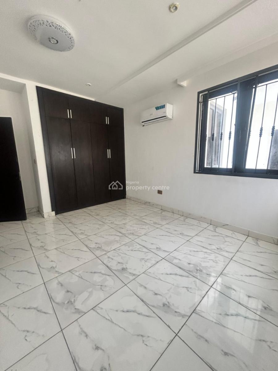 Spacious 3 Bedroom Flat with Bq, Old Ikoyi, Ikoyi, Lagos, Flat / Apartment for Rent