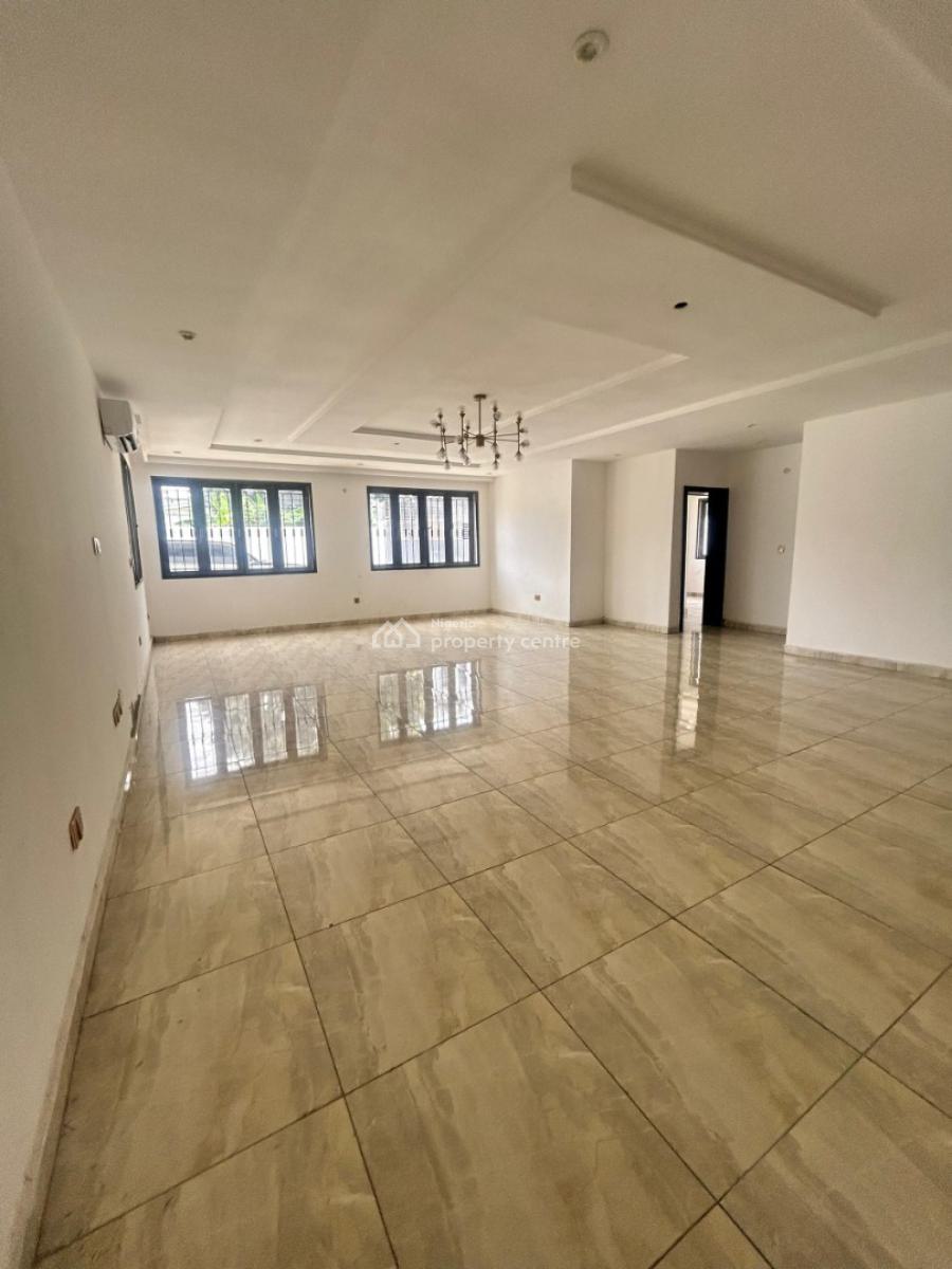 Spacious 3 Bedroom Flat with Bq, Old Ikoyi, Ikoyi, Lagos, Flat / Apartment for Rent