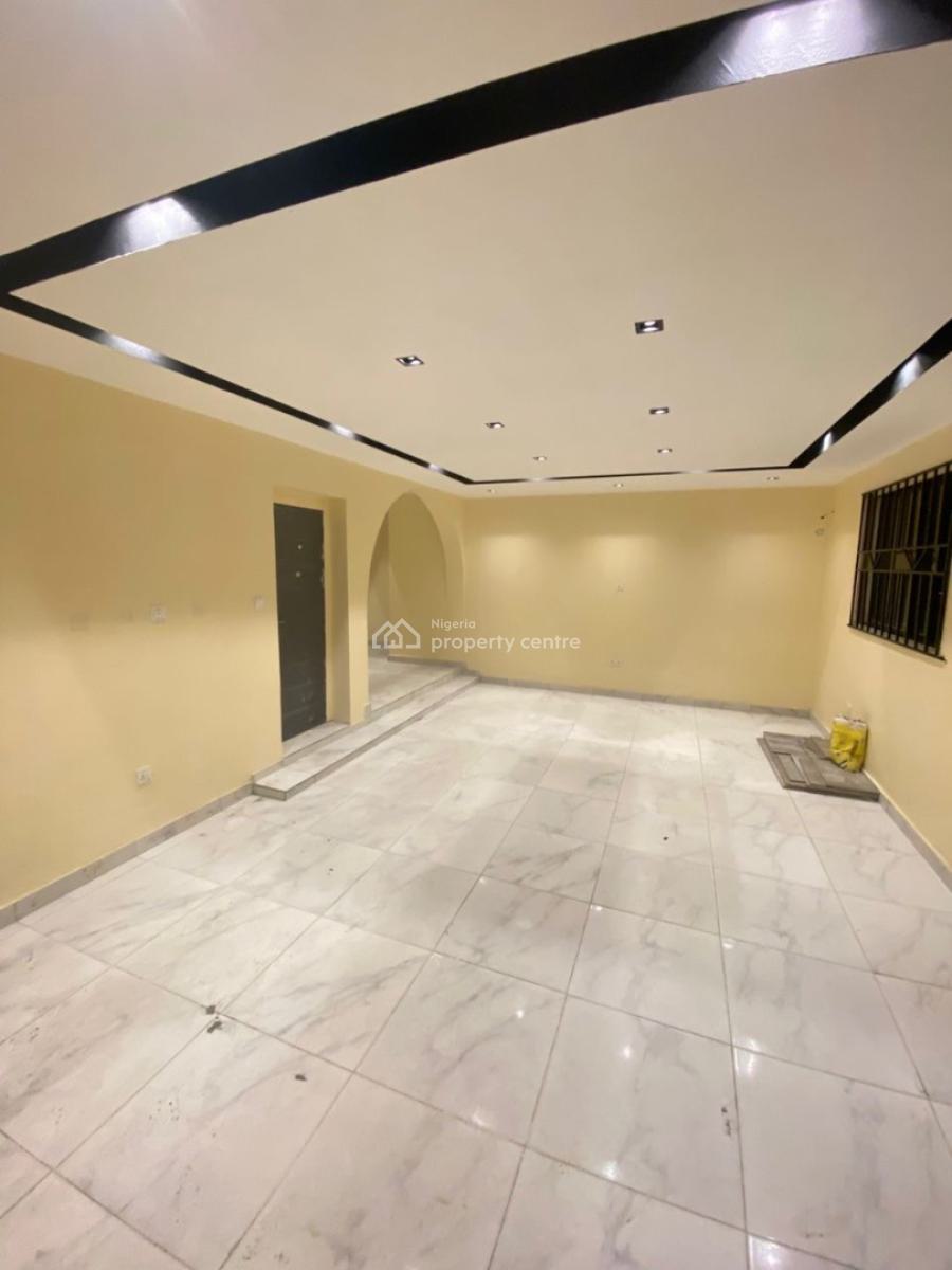 Spacious 3bedroom Apartment in Lekki Phase 1, Lekki Phase 1, Lekki, Lagos, Flat / Apartment for Rent