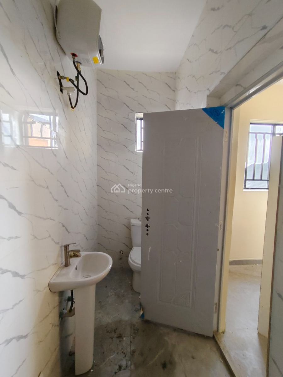 Newly Built Room and Parlor, Sangotedo, Ajah, Lagos, Mini Flat (room and Parlour) for Rent