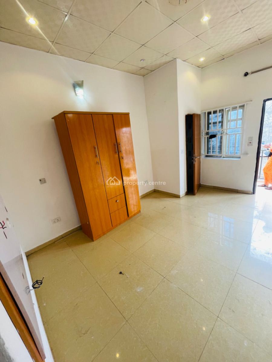 Luxury One Bedroom Apartment with Excellent  Facilities (upstairs), Ogidan, Ajah, Lagos, Mini Flat (room and Parlour) for Rent