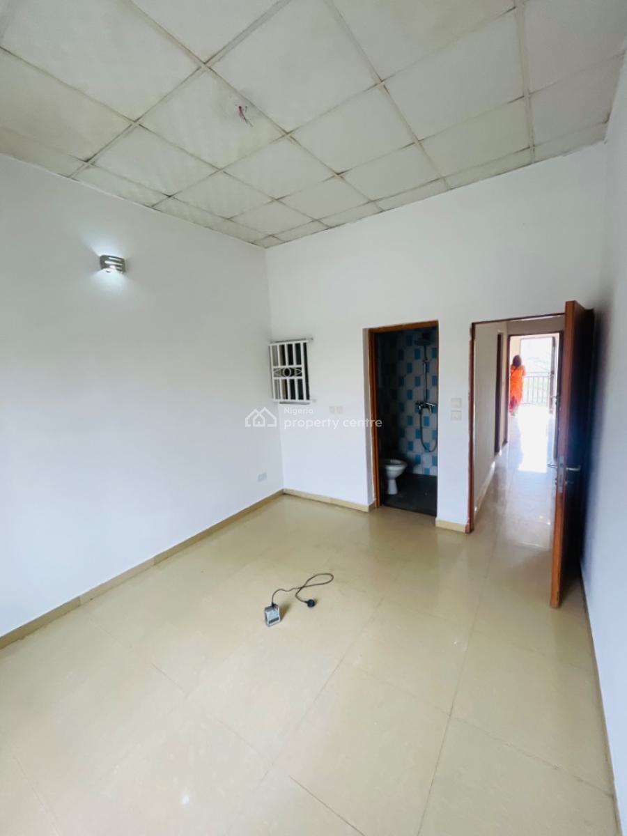Luxury One Bedroom Apartment with Excellent  Facilities (upstairs), Ogidan, Ajah, Lagos, Mini Flat (room and Parlour) for Rent