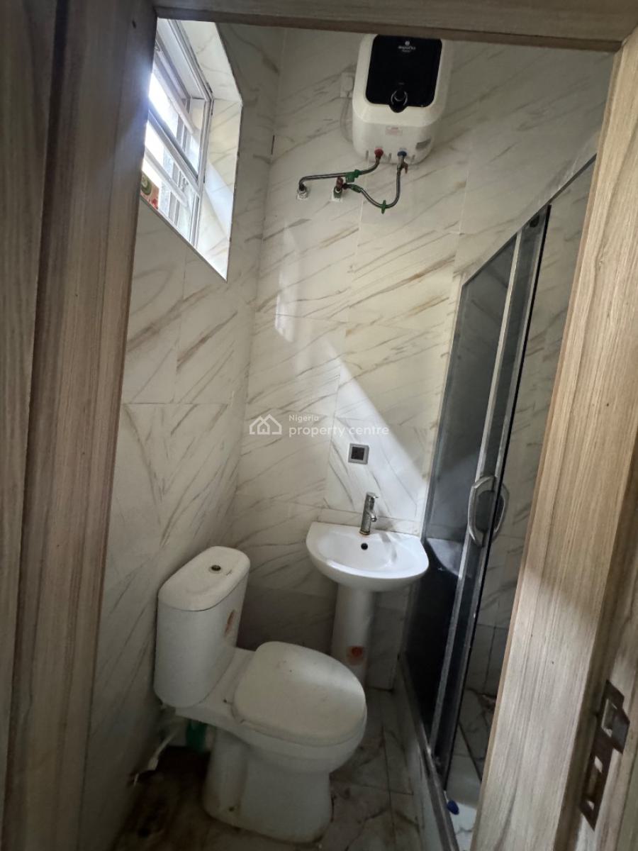 Spacious Room and Parlor with Full Access Kitchen Insidesecure Estate, Orchid Road Lekki, Lekki, Lagos, Mini Flat (room and Parlour) for Rent