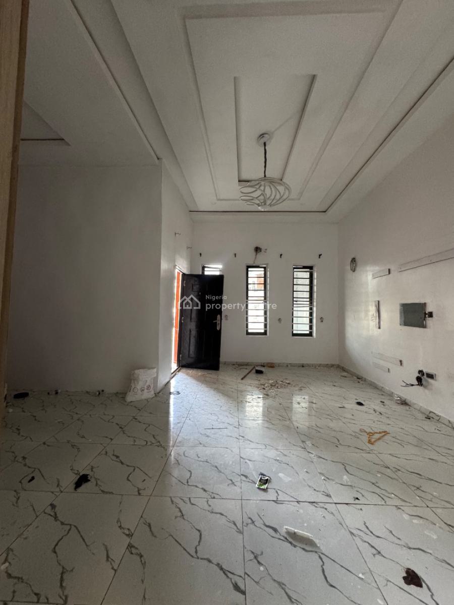 Spacious Room and Parlor with Full Access Kitchen Insidesecure Estate, Orchid Road Lekki, Lekki, Lagos, Mini Flat (room and Parlour) for Rent