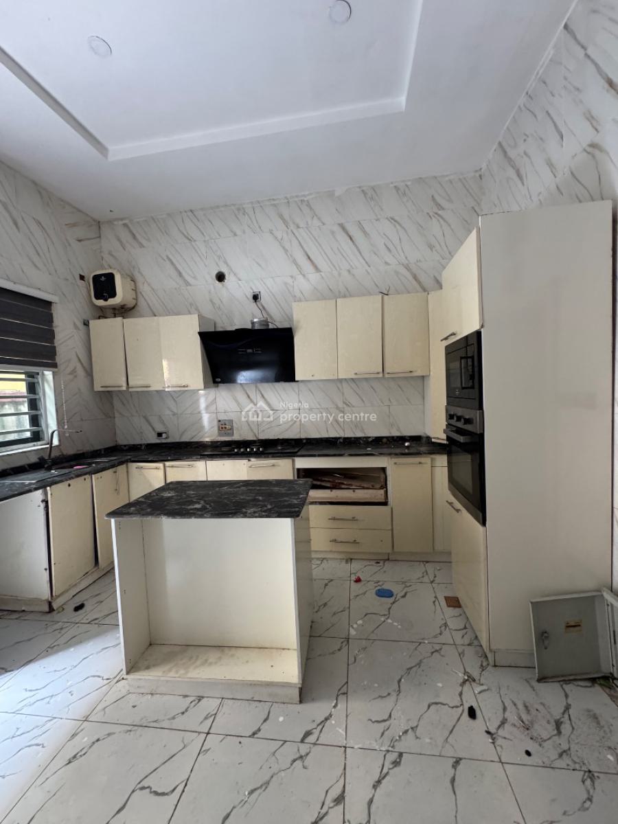 Spacious Room and Parlor with Full Access Kitchen Insidesecure Estate, Orchid Road Lekki, Lekki, Lagos, Mini Flat (room and Parlour) for Rent