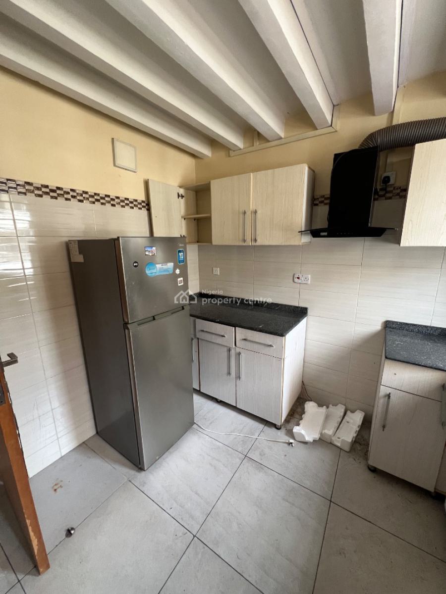 2-bedroom Flat in a Very Secure Estate, Oniru, Victoria Island (vi), Lagos, Flat / Apartment for Rent
