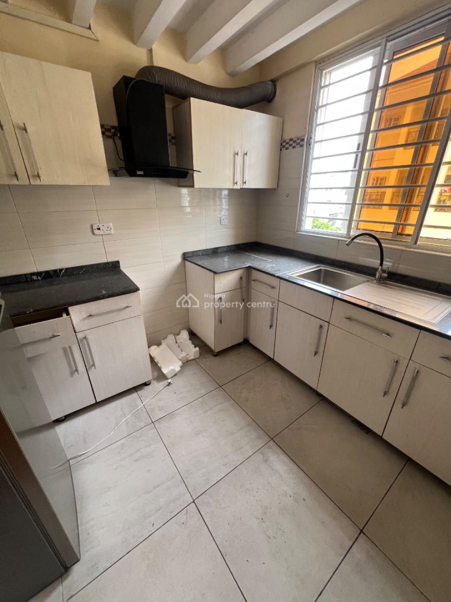 2-bedroom Flat in a Very Secure Estate, Oniru, Victoria Island (vi), Lagos, Flat / Apartment for Rent