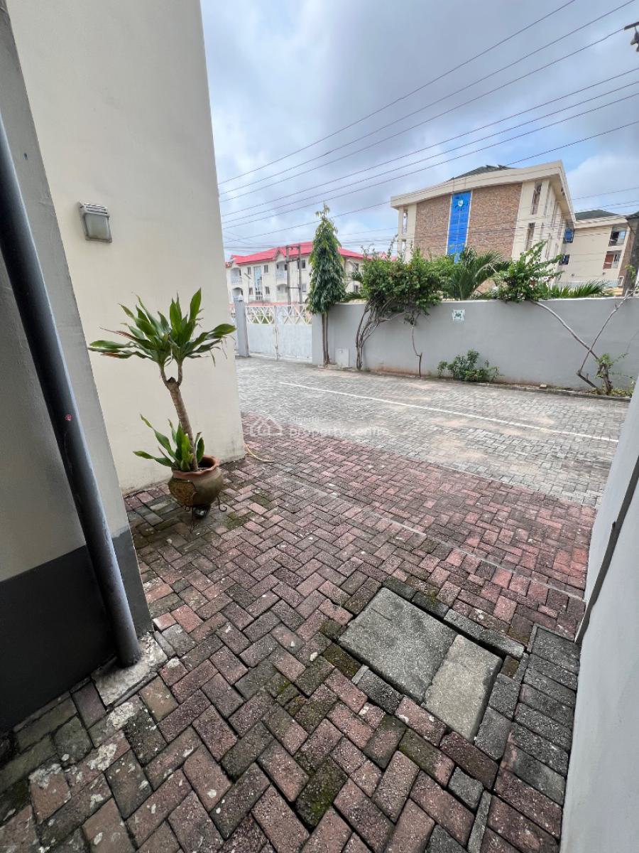 2-bedroom Flat in a Very Secure Estate, Oniru, Victoria Island (vi), Lagos, Flat / Apartment for Rent