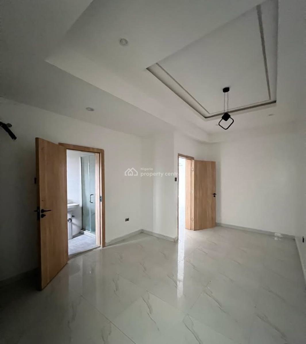 Spacious 2 Bedroom Apartment, Ologolo, Lekki, Lagos, Terraced Duplex for Rent