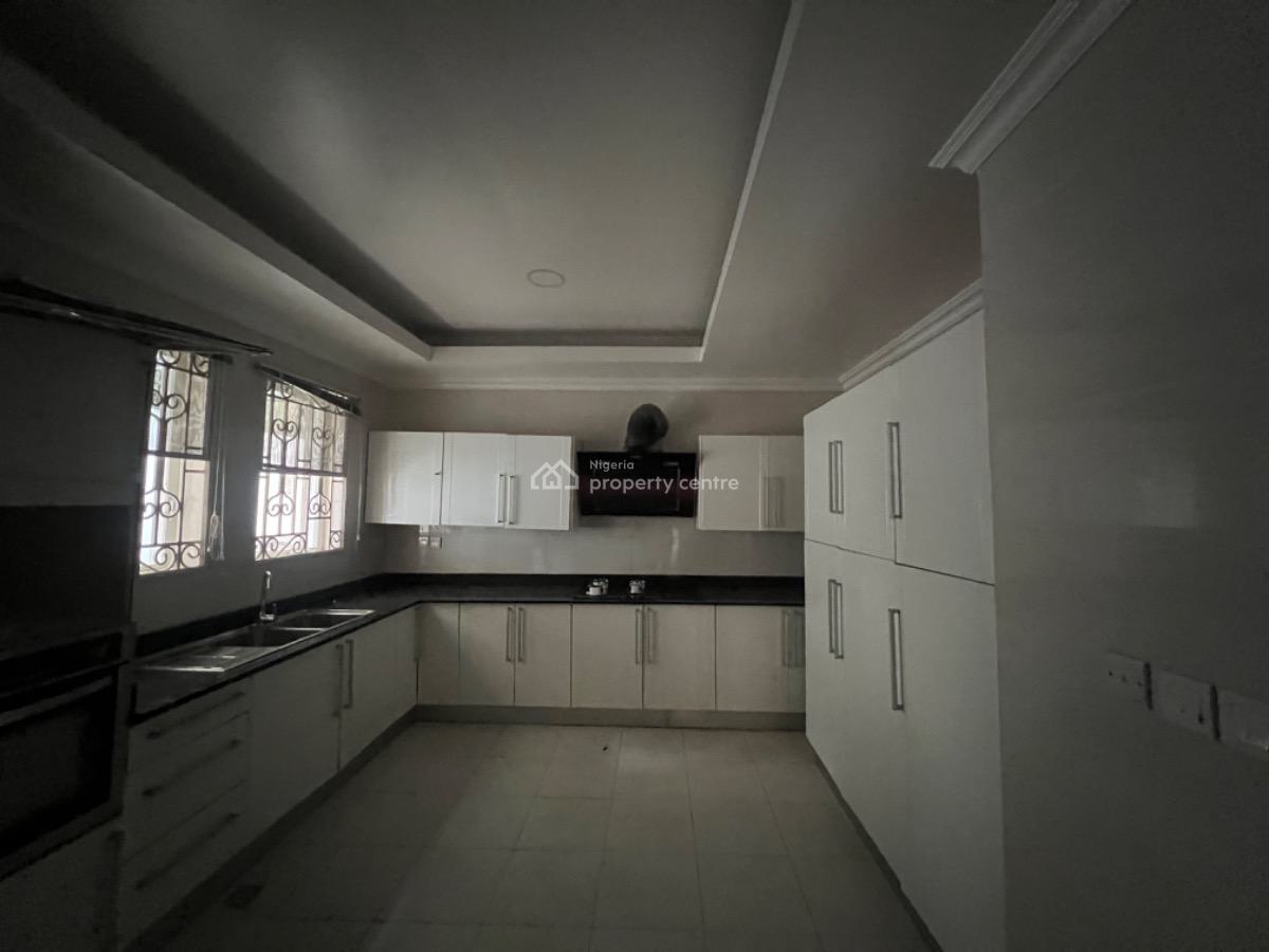 2 Bedroom Apartments, Off Admiralty Way, Lekki Phase 1, Lekki, Lagos, Flat / Apartment for Rent