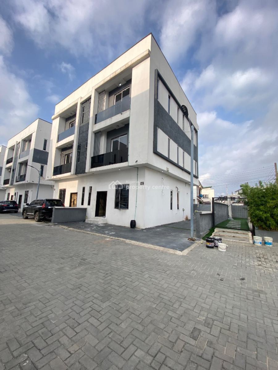 Luxury 4bedroom Semidetached Duplex Self Compound with Bq on 2 Floors, Osapa, Lekki, Lagos, Semi-detached Duplex for Rent