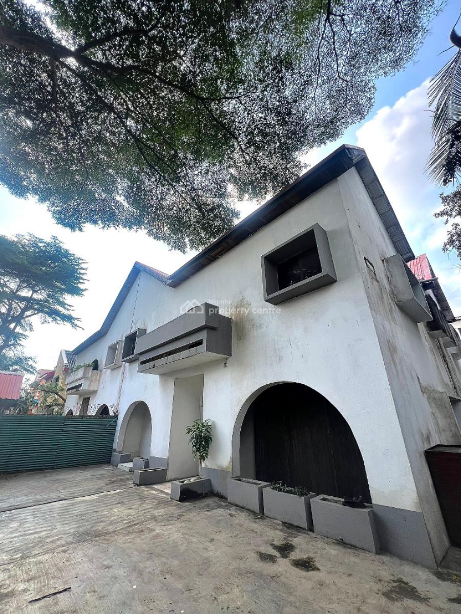 Self-compound 5 Bedroom Semi-detached House with 4 Rooms Bq, Lekki Phase 1, Lekki, Lagos, Semi-detached Duplex for Rent