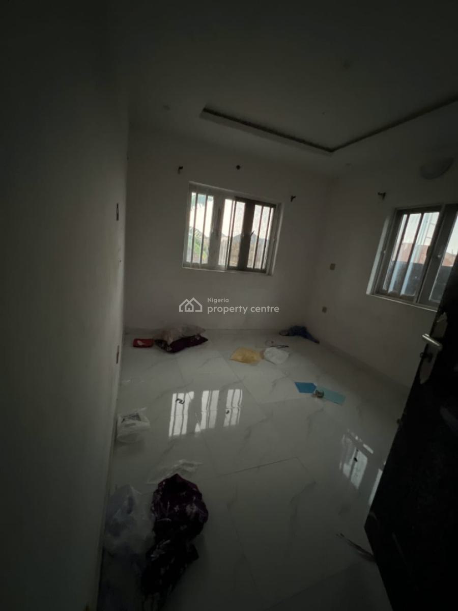 Well Maintained 2bedrooms Bungalow, Adebomi Off Akala Expressway, Challenge, Ibadan, Oyo, Detached Bungalow for Sale
