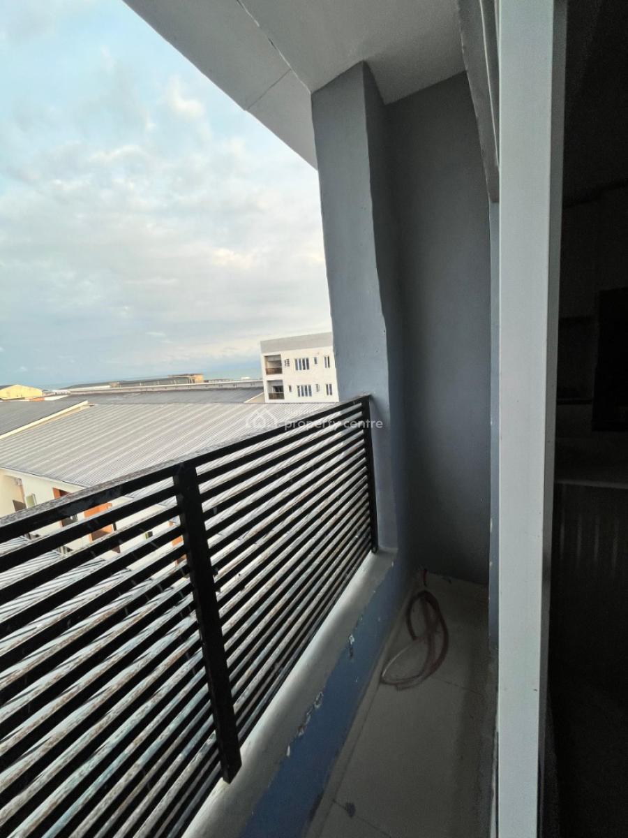 Luxury 2 Bedroom Apartment with Pool, Whitsand Axis, Lekki Phase 1, Lekki, Lagos, Flat / Apartment for Rent