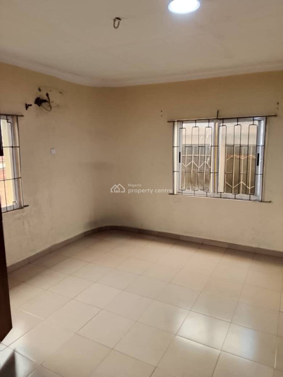 3 Bedroom Apartment in a Secured Neighbourhood, Ali Street Olowoira Via Omole Phase 2, Olowora, Magodo, Lagos, Flat / Apartment for Rent