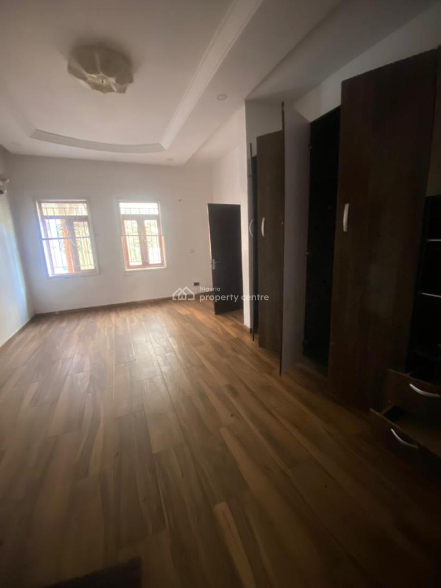 Massive 4 Bedroom Terrace Duplex with Room Bq, Osapa, Lekki, Lagos, Flat / Apartment for Rent