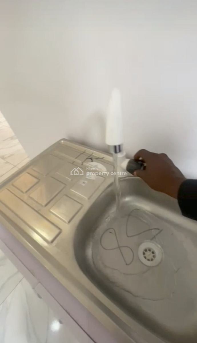 Luxurious Studio Apartment in an Beautiful and Secured Estate, Orchid Road Chevron, Lekki, Lagos, Self Contain (single Rooms) for Rent
