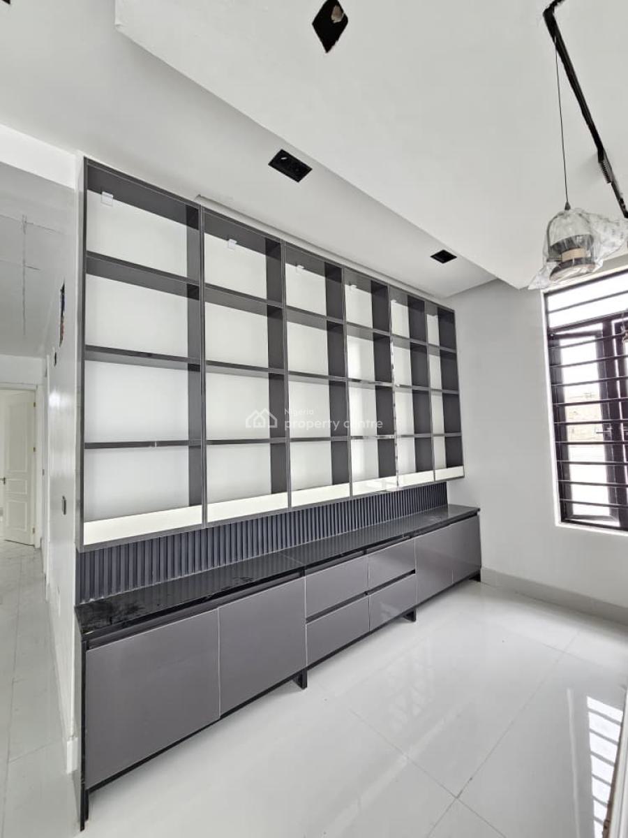 Detailed 5-bedroom Detached Duplex with Swimming Pool, Lekki Phase 1, Lekki, Lagos, Detached Duplex for Sale