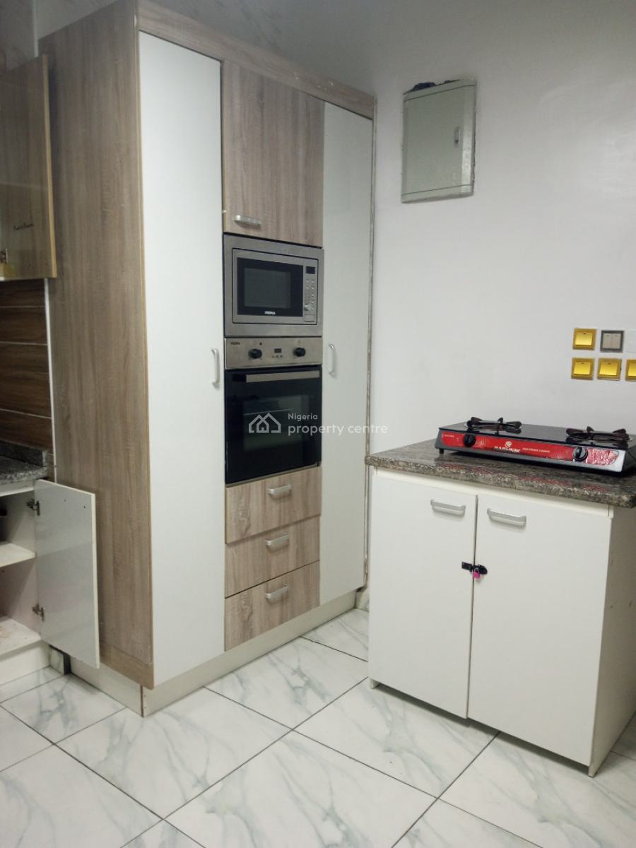 Clean Shared Apartment in a Secured Call-in Estate, Orchid Road, Chevron, Lekki, Lagos, Self Contain (single Rooms) for Rent