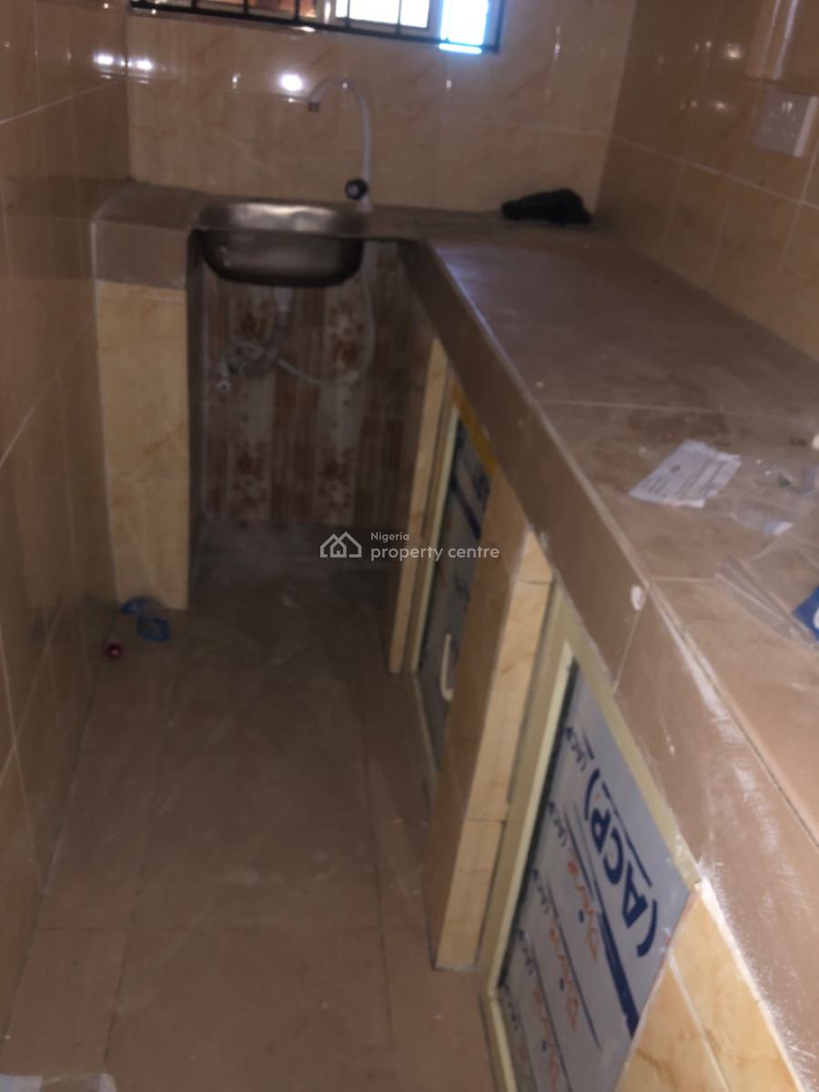 Mini Flat at Magboro Makogi Going for 700k, Magboro Ck 10, Magboro, Ogun, Mini Flat (room and Parlour) for Rent