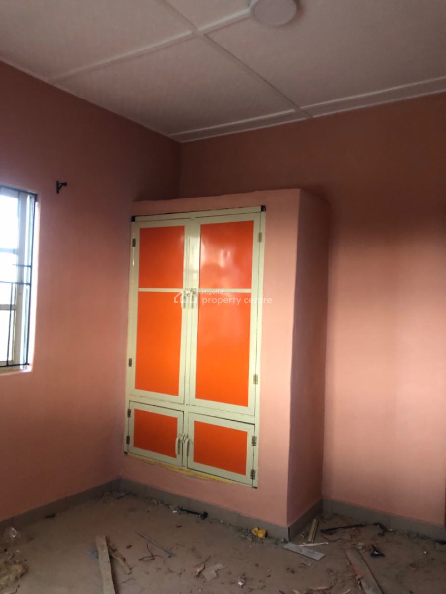 Mini Flat at Magboro Makogi Going for 700k, Magboro Ck 10, Magboro, Ogun, Mini Flat (room and Parlour) for Rent
