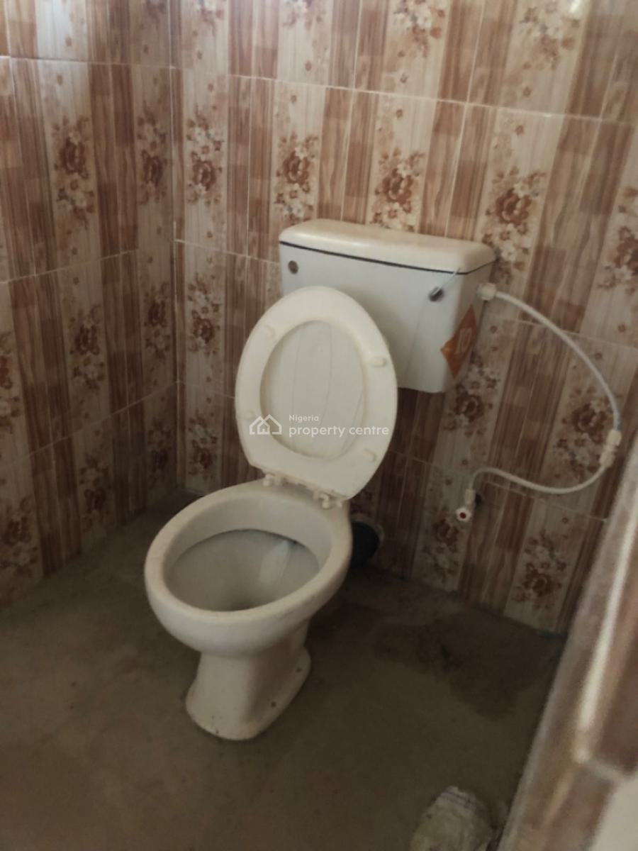 Mini Flat at Magboro Makogi Going for 700k, Magboro Ck 10, Magboro, Ogun, Mini Flat (room and Parlour) for Rent