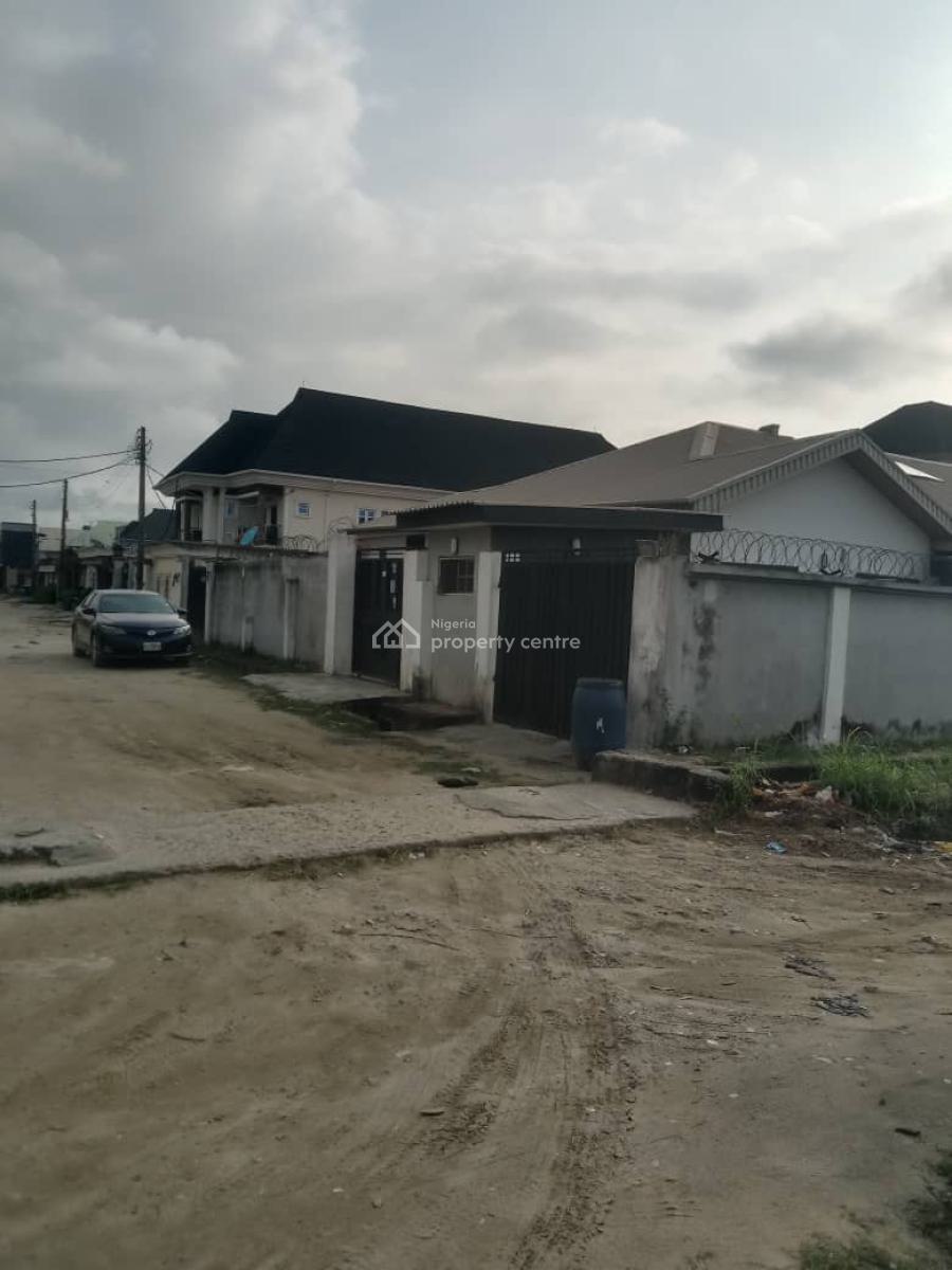 4 Units of Mini Flat in a Half Plot of Land in a Secured Estate, Badore Road, Donga, Taraba, Block of Flats for Sale