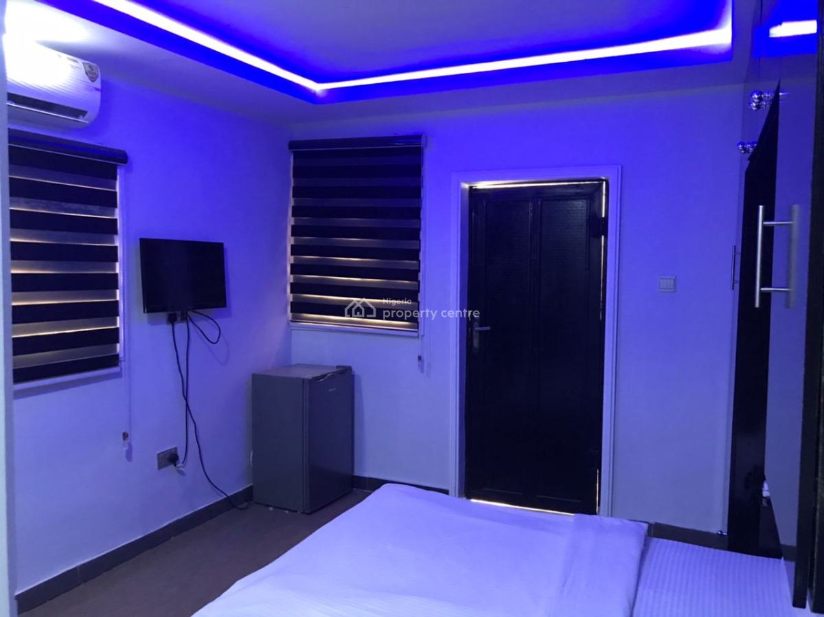 Luxury Furnished Studio Apartment, House54 21 Road Off 2nd Avenue, Gwarinpa, Abuja, Self Contain (single Rooms) Short Let
