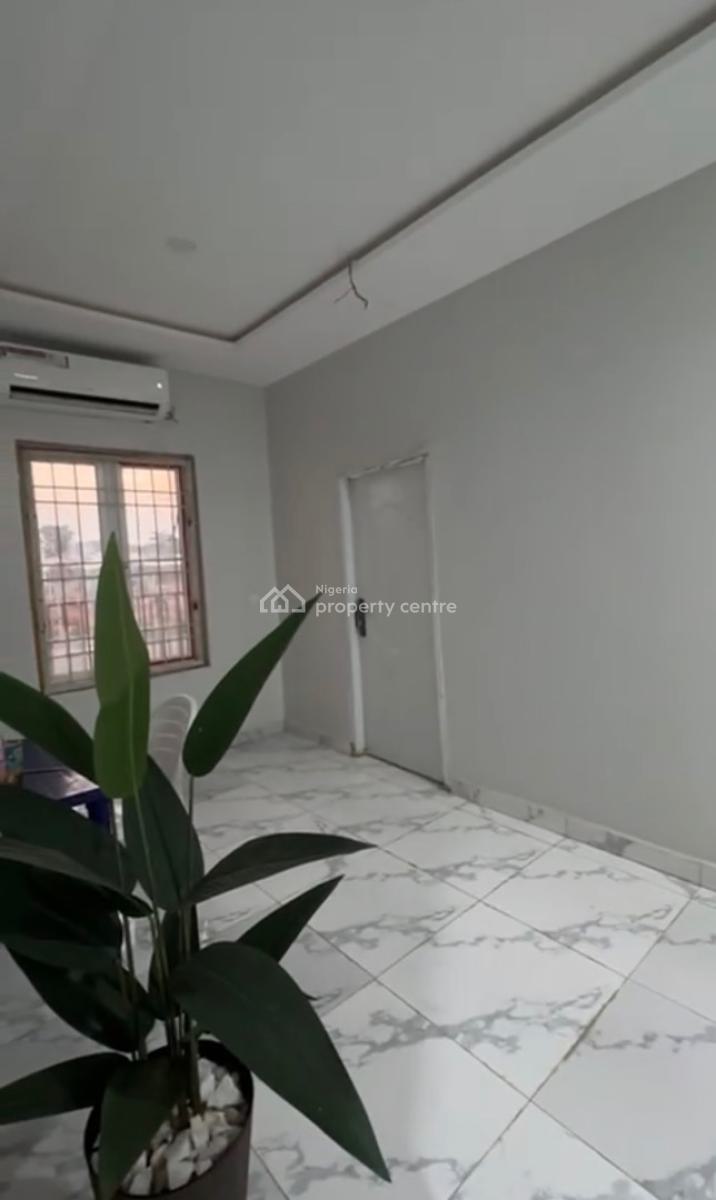 Spacious 2bedroom En-suite Block of Flats, in an Estate, Idu Industrial, Abuja, Block of Flats for Sale