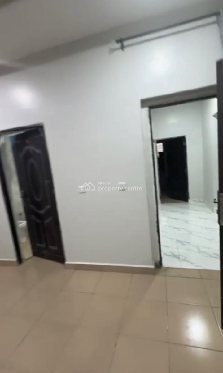 Spacious 2bedroom En-suite Block of Flats, in an Estate, Idu Industrial, Abuja, Block of Flats for Sale