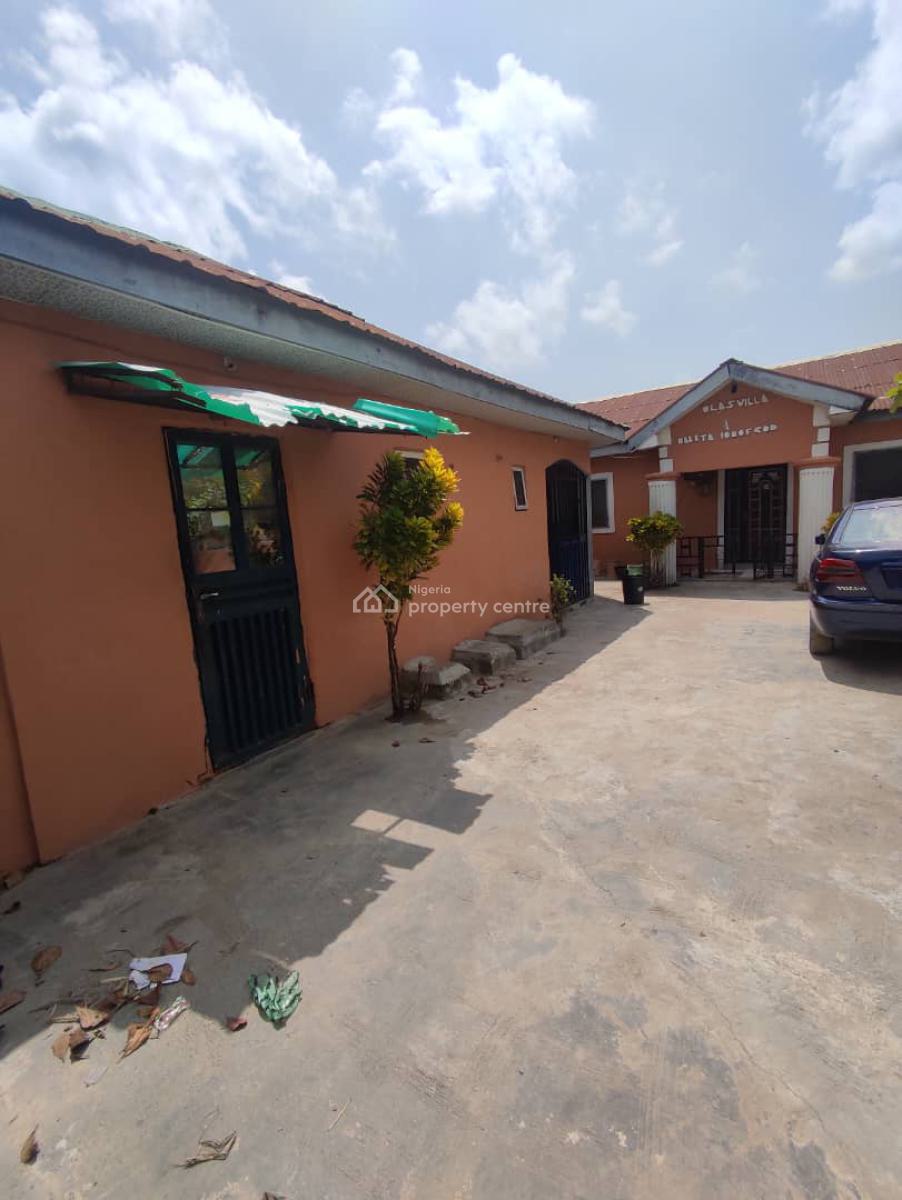 Distress 1 Unit of Beautiful 3bedroom  Nd 1unit of  1bedroom, Unity Estate Badore, Badore, Ajah, Lagos, Detached Bungalow for Sale