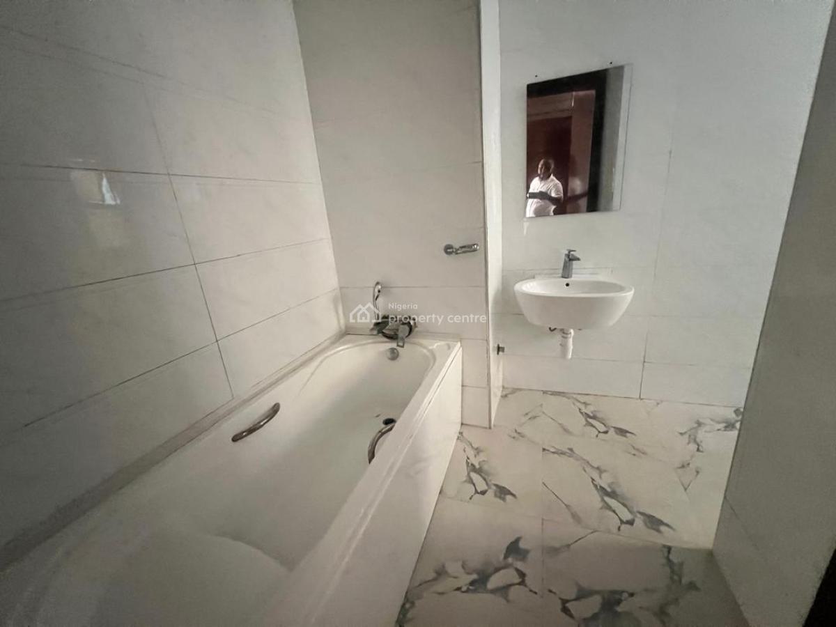 Luxury 4 Bedroom Penthouse with a Room Boys Quarters, Banana Island, Ikoyi, Lagos, Terraced Duplex for Rent