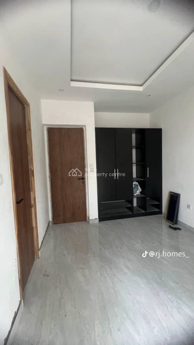 2 Bedroom Apartments in The Lekki Axis, Lekki Phase 1, Lekki, Lagos, Flat / Apartment for Sale