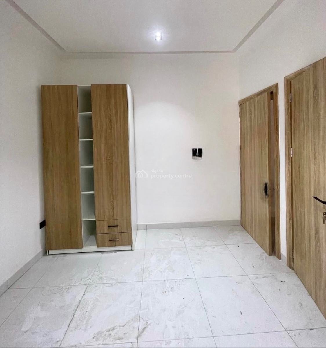 Contemporary Built 2bedroom Flat, Lekki Phase 1, Lekki, Lagos, Flat / Apartment for Rent