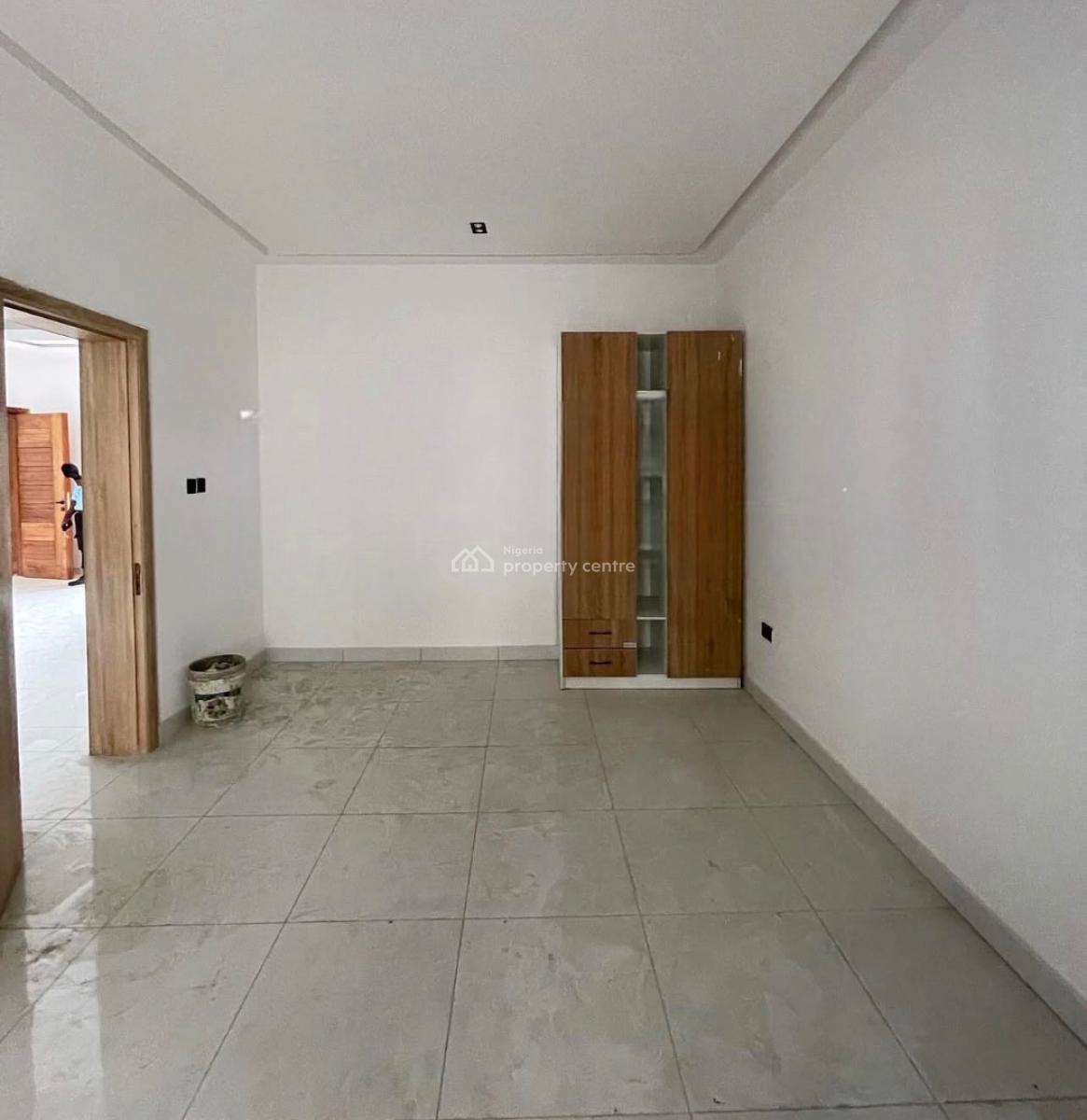 Contemporary Built 2bedroom Flat, Lekki Phase 1, Lekki, Lagos, Flat / Apartment for Rent