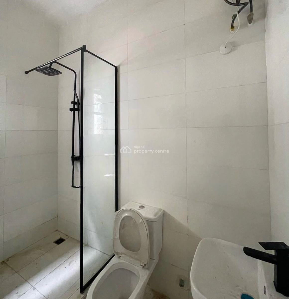 Contemporary Built 2bedroom Flat, Lekki Phase 1, Lekki, Lagos, Flat / Apartment for Rent