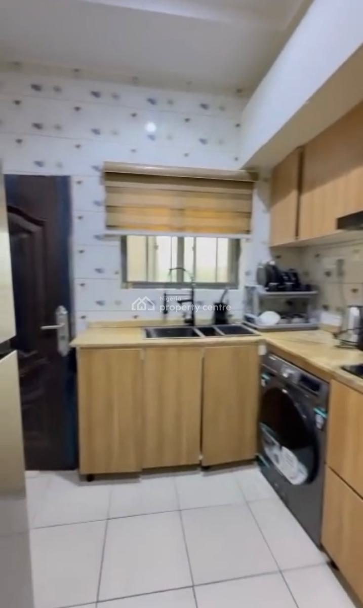 Luxurious 2bedroom En-suite Furnished Apartment, Gilmor, Jahi, Abuja, Block of Flats for Sale