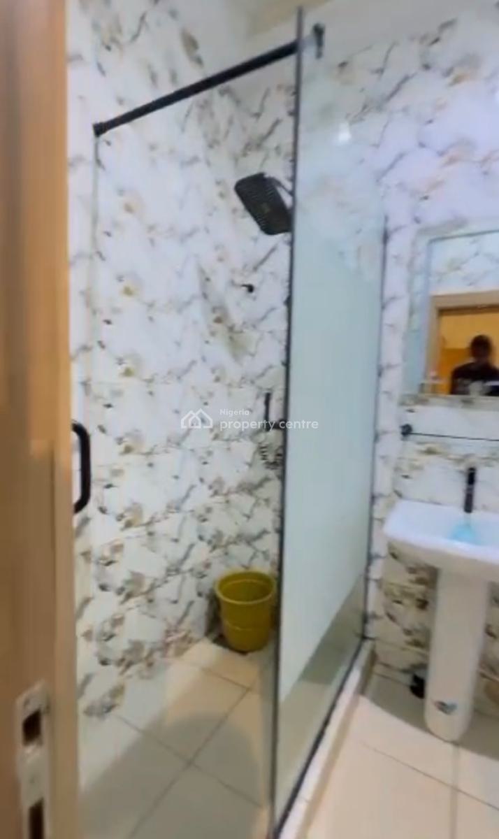 Luxurious 2bedroom En-suite Furnished Apartment, Gilmor, Jahi, Abuja, Block of Flats for Sale