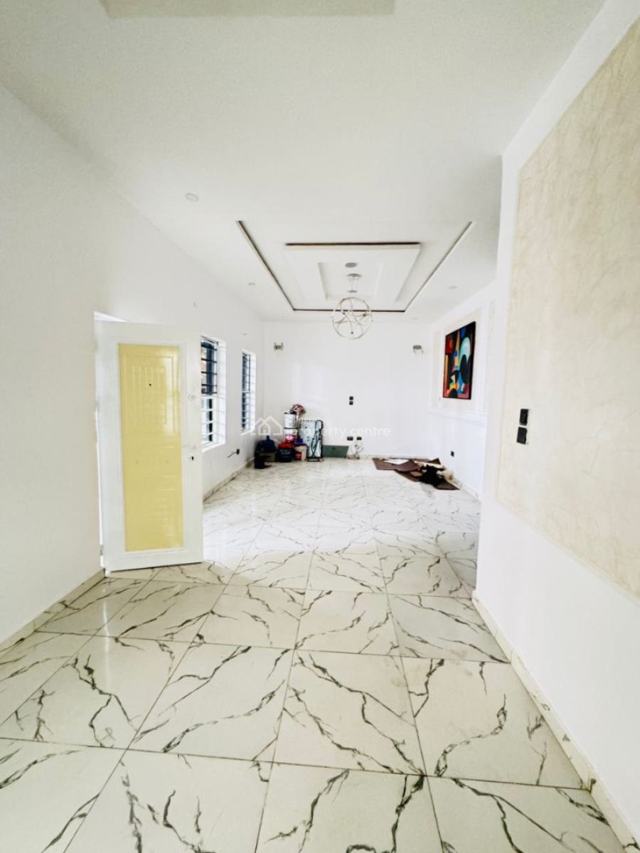 Spacious,serviced 4bedrms Terraced Duplex Available 105m, Orchid Road, Lekki, Lagos, Terraced Duplex for Sale