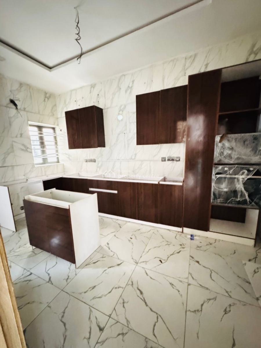Spacious,serviced 4bedrms Terraced Duplex Available 105m, Orchid Road, Lekki, Lagos, Terraced Duplex for Sale