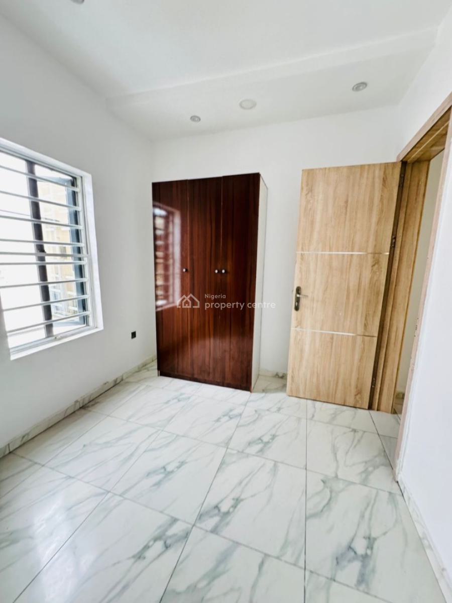 Spacious,serviced 4bedrms Terraced Duplex Available 105m, Orchid Road, Lekki, Lagos, Terraced Duplex for Sale