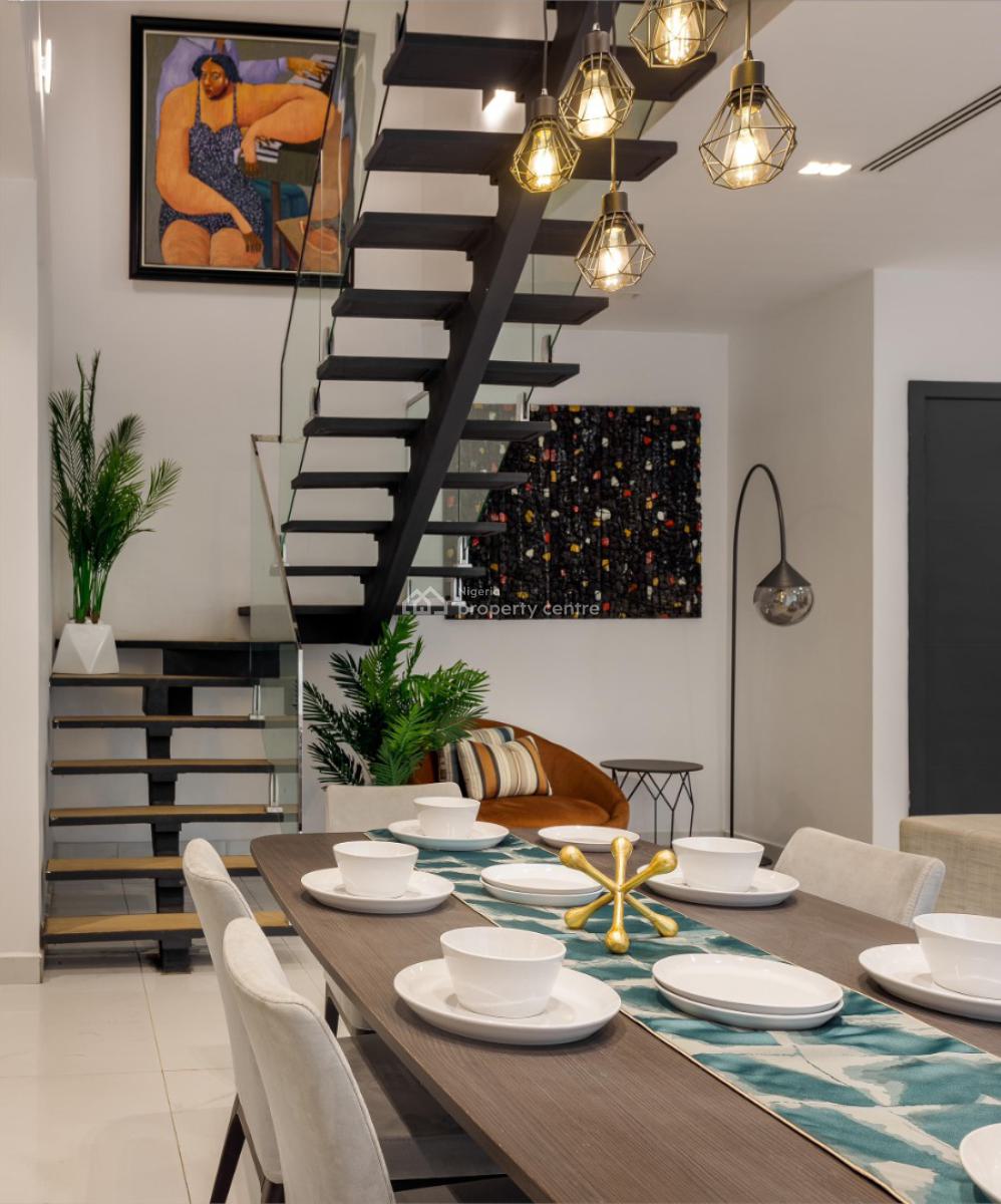 Luxury & Spacious 2 Bedroom Maisonette with 2 Balconies,pool and Gym, Lekki Phase 1, Lekki, Lagos, Flat / Apartment Short Let