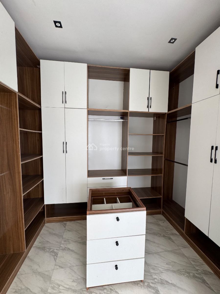Spacious 5bedroom Fully Detached House with Pool, Osapa London Lekki, Lekki, Lagos, Detached Duplex for Sale