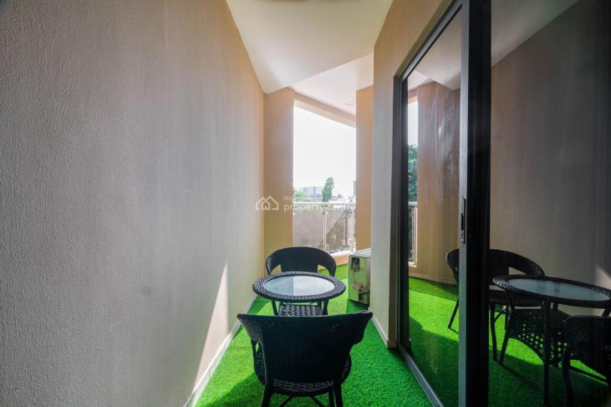 Brand New Luxury 3bedroom Apartment Available with Pool+snooker+ps5, Lekki Phase 1, Lekki, Lagos, Flat / Apartment Short Let