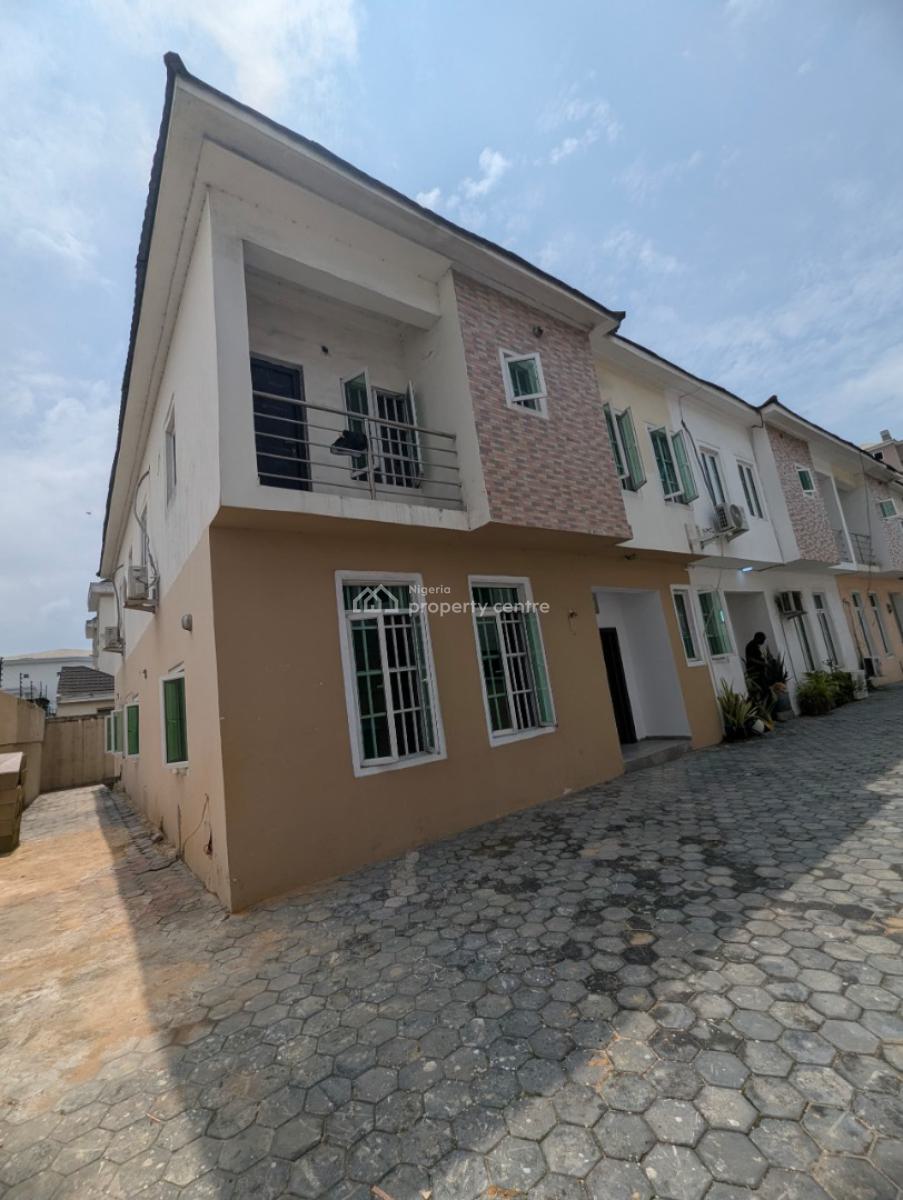 Spacious 2-bedroom Self-serviced Apt, Ikate Elegushi, Lekki, Lagos, Flat / Apartment for Rent