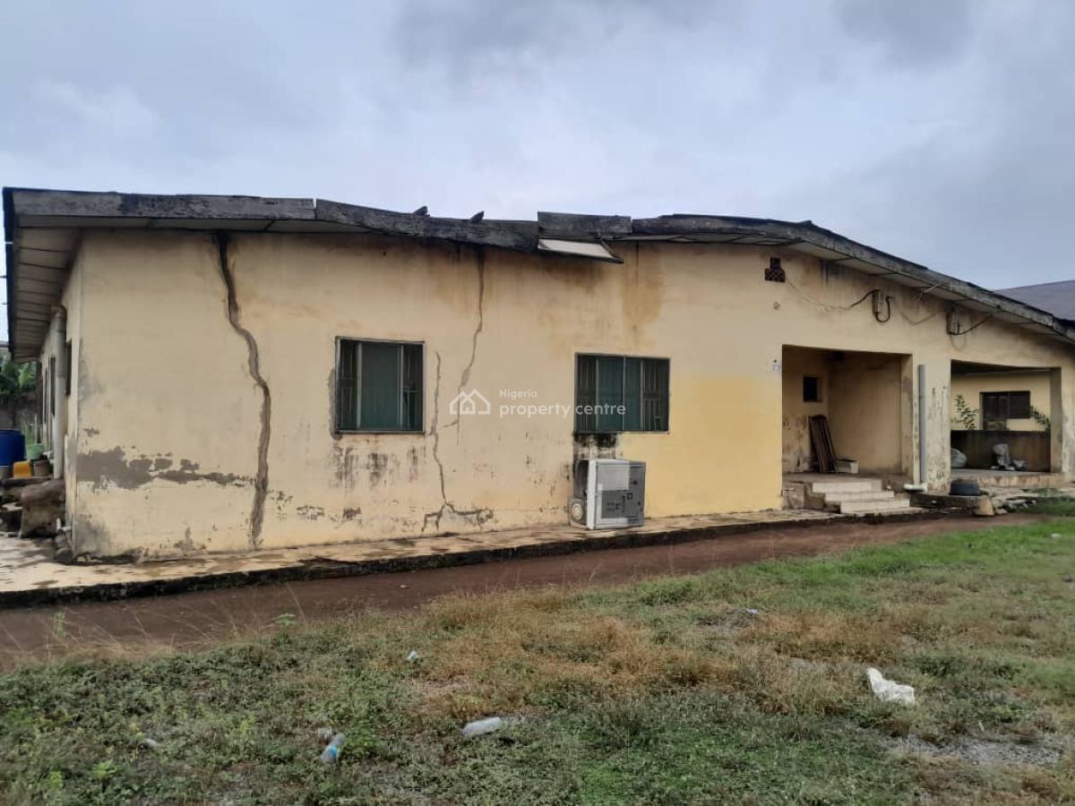 a Bungalow (dilapidated) on 1200 Sqm Land Within Gated Estate Ikorodu, Igi Aje Estate Opposite Jubille Housing Est, Ikorodu Sagamu Road, Ikd, Ikorodu, Lagos, Detached Bungalow for Sale
