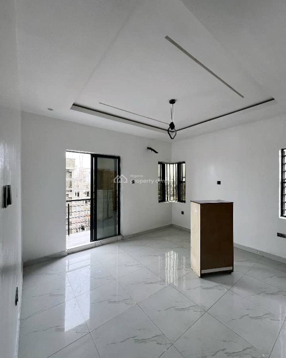 2 Bedroom Apartment, Ologolo, Lekki, Lagos, Flat / Apartment for Rent