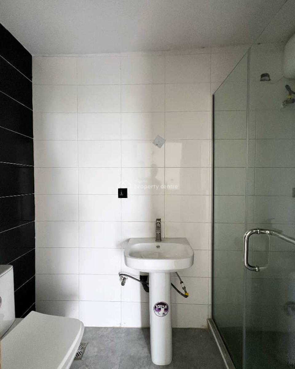 2 Bedroom Apartment, Ologolo, Lekki, Lagos, Flat / Apartment for Rent