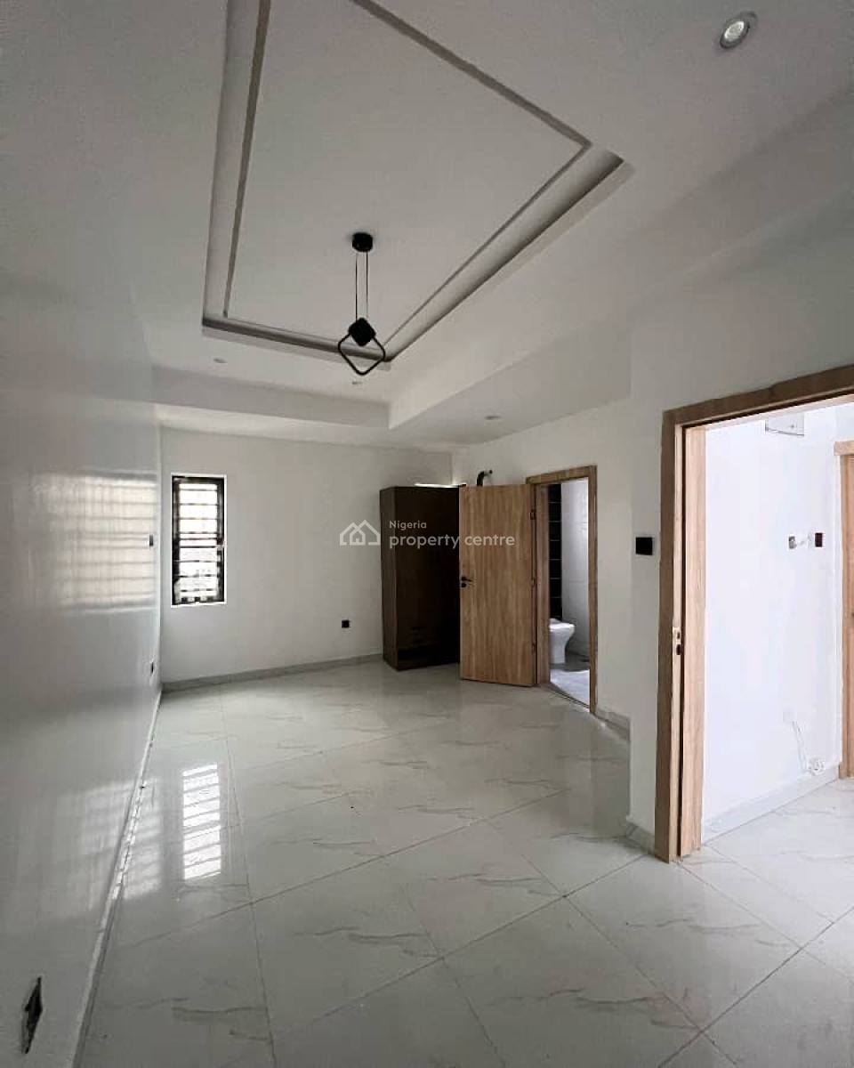 2 Bedroom Apartment, Ologolo, Lekki, Lagos, Flat / Apartment for Rent