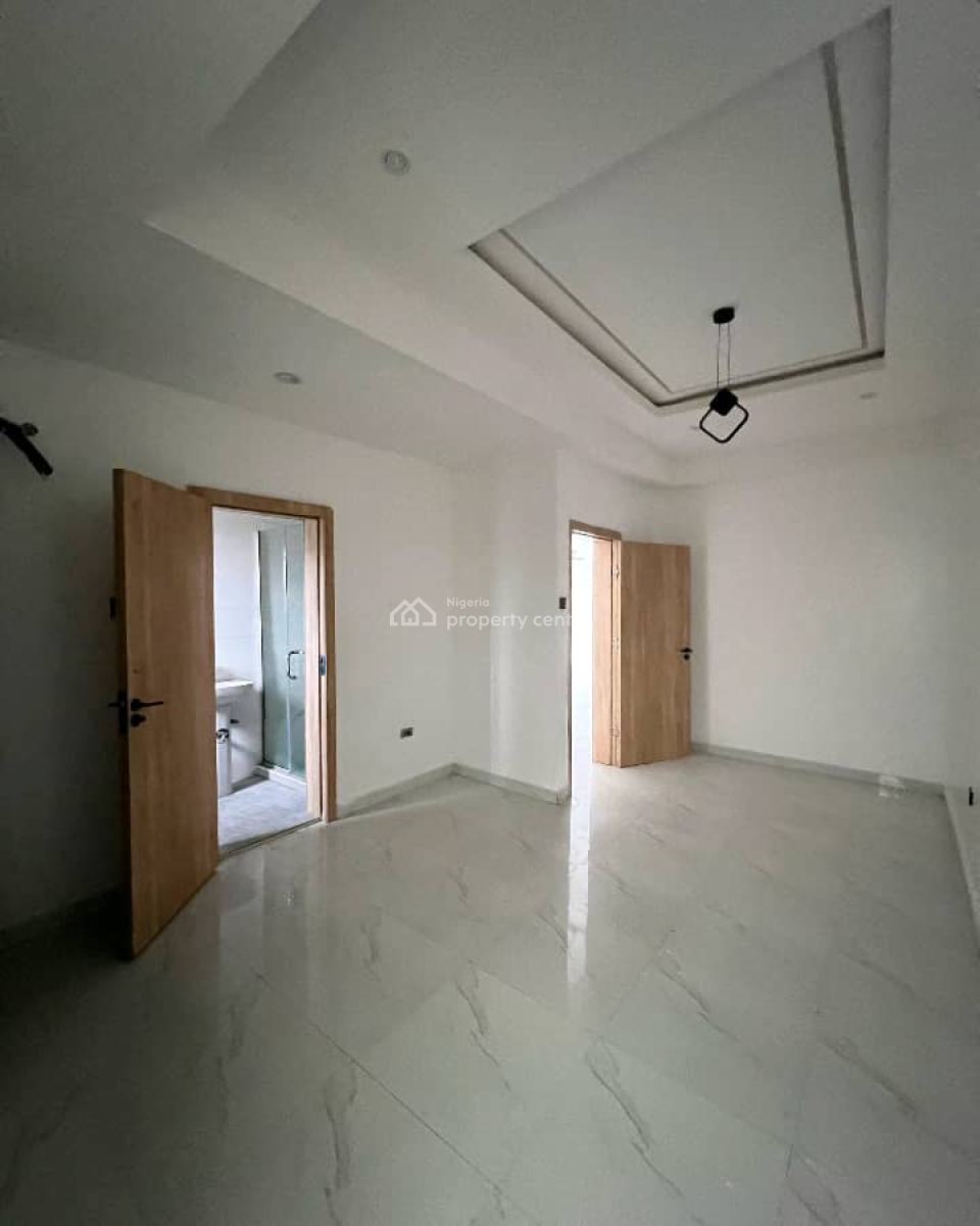 2 Bedroom Apartment, Ologolo, Lekki, Lagos, Flat / Apartment for Rent